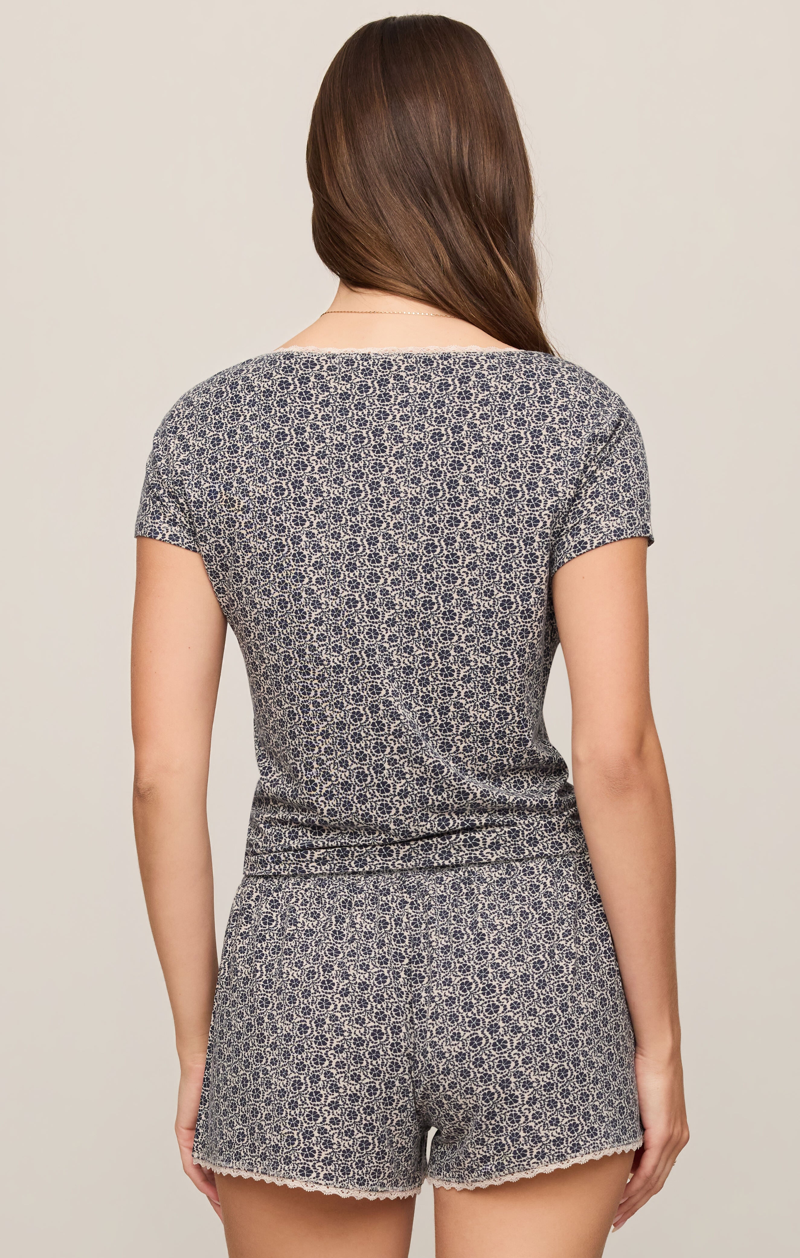 Floral Lace Trim Short Sleeve Top